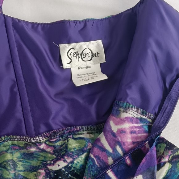 Stepping Out Dress. - Picture 11 of 11